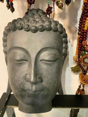 Cabeza Buda. Mudra , Mantra, Yoga