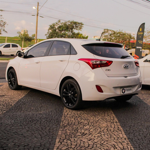 Imagem 5 de 13 de Hyundai I30 1.8 Autimático Gasilina