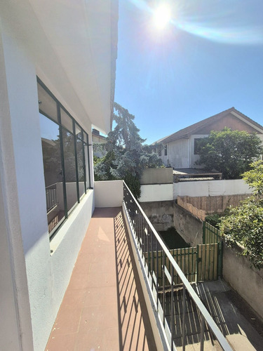 Soleado Y Acogedor, A Pasos De Estación Chorrillos
