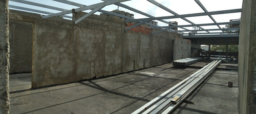 Imagen 9 de 13 de Local Comercial Venta Century 21 Plaza Francia 04125033903