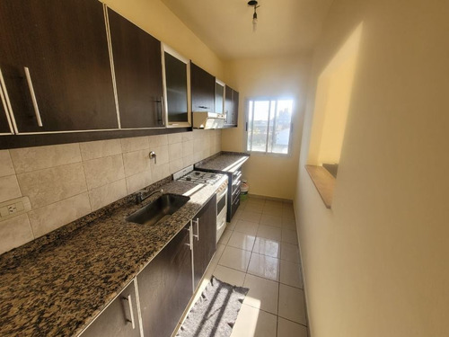 Imagen 8 de 10 de Departamento En Venta En Lanus Oeste