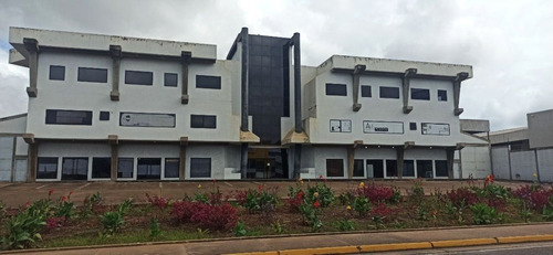 Imagen 1 de 27 de Locales En Venta Puerto Ordaz, Invierte En Un Edificio/ Centro Empresarial Kukenan, Sector Unare