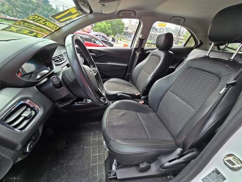 Chevrolet Onix 1.4 MPFI LTZ 8V FLEX 4P AUTOMÁTICO
