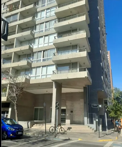 Tarapaca/serrano-ubicación Y Conectividad Metro Uchile 2d/2b
