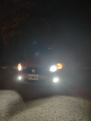Imagen 4 de 13 de Fiat Palio Weekend Treking 1.4