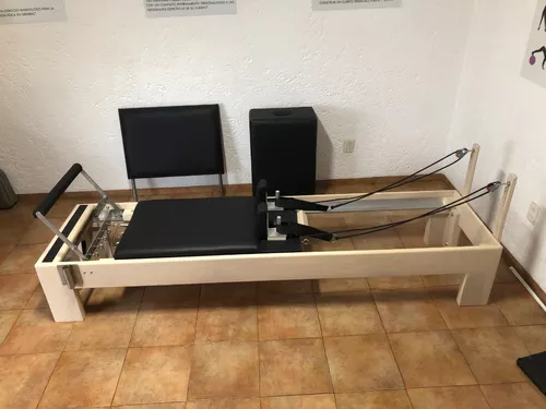 Cama De Pilates Reformer Plegable Con Tensores Elasticos Eg