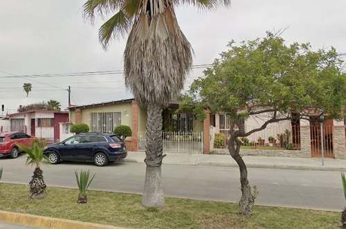 Se Vende Casa De Recuperación Bancaria En Blvd. El Mirador, El Mirador, Tijuana, B.c. Arf