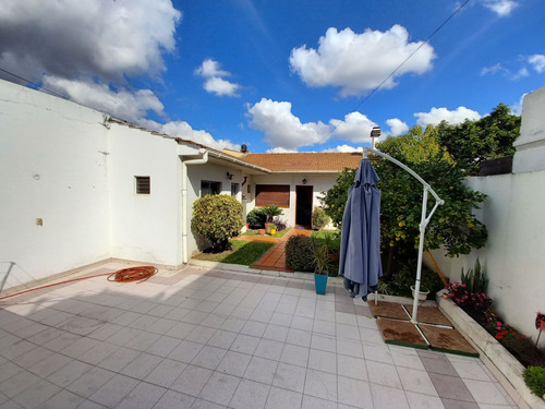 Venta Excelente Casa C/cochera Patio Y Quincho