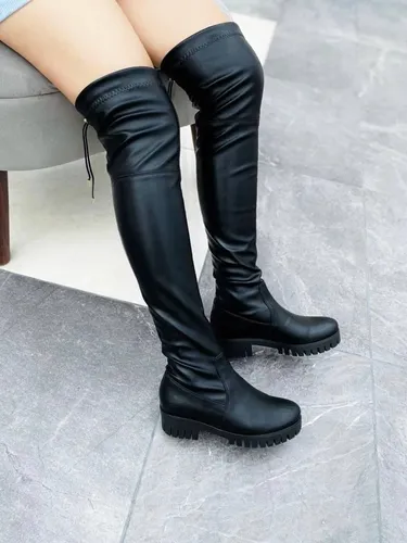 Bota piso volume negra new arrivals