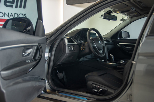 Bmw Serie 3 3.0 330i Sedan Sport Line 252cv Taraborelli