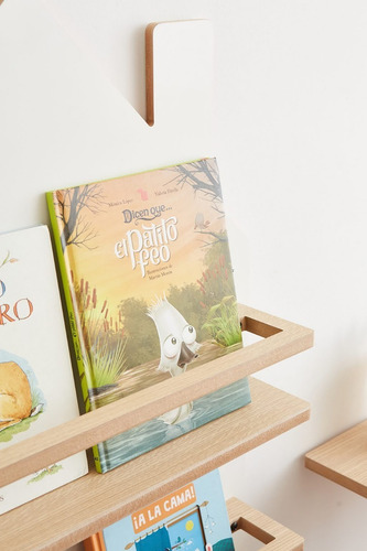 Imagen 5 de 10 de Repisa Casita Colgante Con Estantes Y Sujeta Libros Nordica