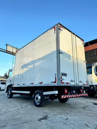 Volkswagen Express + 4x2 2023 - Baú Carga Seca