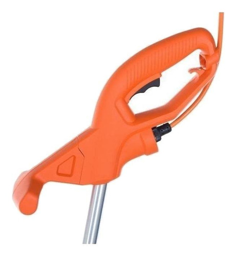 Imagen 7 de 7 de Bordeadora Black+Decker GL600N color naranja 220V con accesorios
