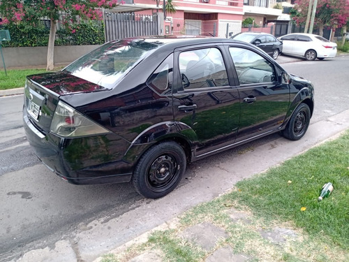 Ford Fiesta Max Con Gnc
