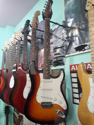 Controlar Entre buscar Guitarra Electrica Texas Usada | MercadoLibre 📦