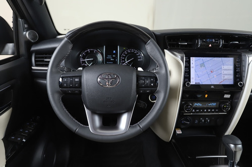 Imagen 12 de 24 de Sw4 4x4 Diamond Ii 2.8 Tdi 6 At 7a (blindada)