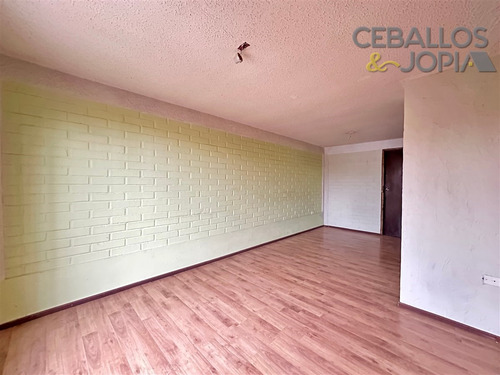 Casa En Venta De 3 Dorm. En Quilpué
