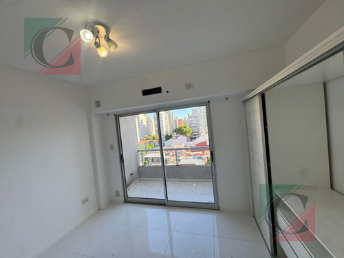 Monoambiente Dividido Con Balcon Apto Credito