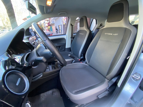 Imagen 5 de 22 de Vw Up Cross Manual 2016