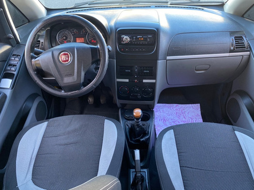 Imagem 6 de 11 de Fiat Idea 1.6 Mpi Essence 16v 2013