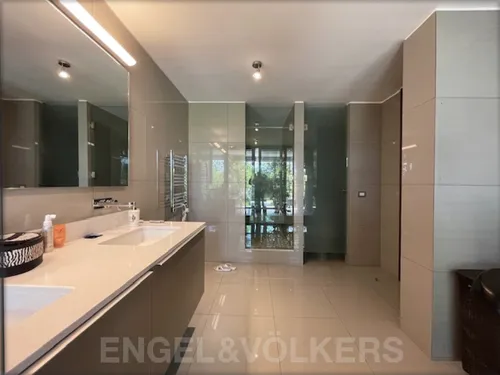 Venta Departamento Con Gran Jardín Quinchamalí, Las Conde