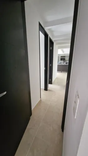 Vendo Apartamento En La Parte Baja De La Loma De Los Bernal, Piso Bajo