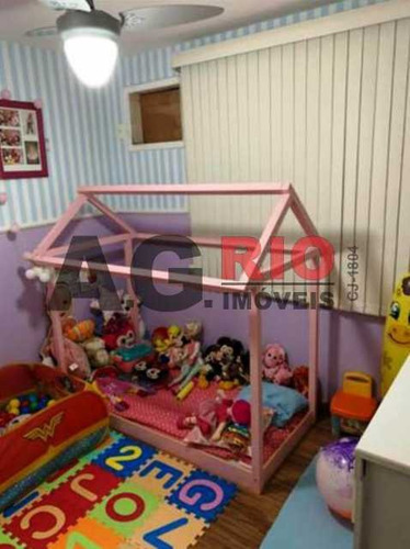 Casa Em Condomínio-à Venda-vila Valqueire-rio De Janeiro - Vvcn30126