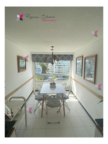 Imagen 23 de 23 de Venta De Apartamento De 3 Dormitorios Frente Al Mar En Edificio Tiburon En Punta Del Este