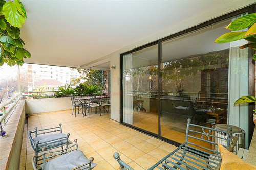 Departamento En Venta De 3 Dorm. En Las Condes