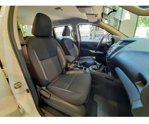 Imagen 10 de 22 de Renault Alaskan Confort 4x4 Pickup Adjudica $1.350.000 (lf)