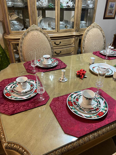 Vajilla De Porcelana Navideña (Usado)