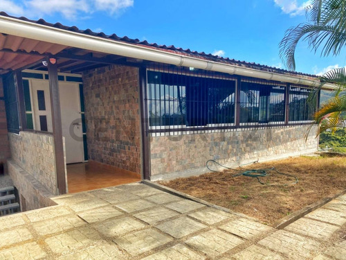 En Venta Casa En Altos De Corralito, Carrizal