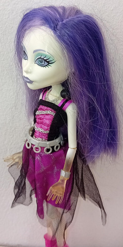 Muñeca Monster High Spectra Ghouls Alive (Usado)