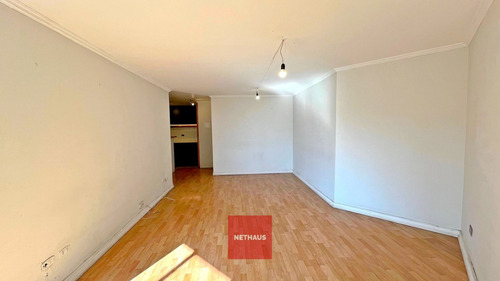 Nethaus Vende Depto 3d - 2b Remodelado. Las Condes