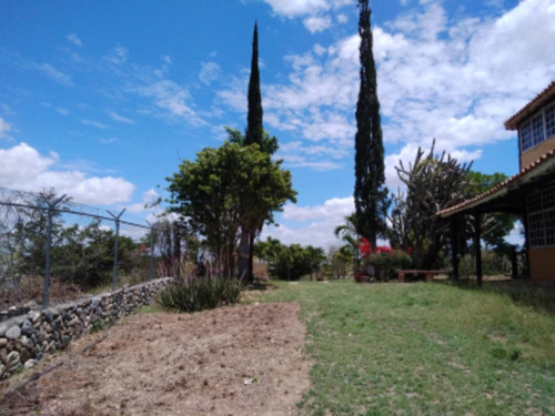 Imagen 1 de 12 de Venta De Terreno Con Casa En Cumbres De El Manzano.