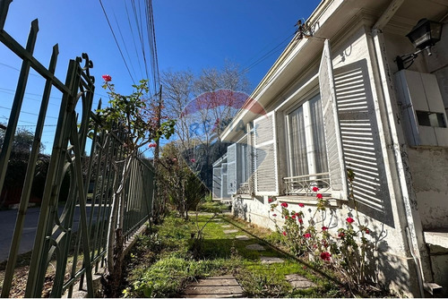 Oportunidad Inversión Clásica Casa Ñuñoína Aislada