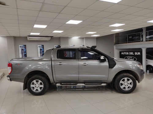 Imagen 9 de 15 de Ford Ranger 2 Dc 4x4 Ltd At 3.2 Dsl2015