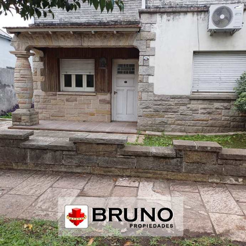 Casa En Venta En Parque San Martin