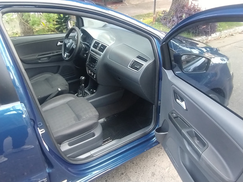 Volkswagen Suran 1.6 Highline 101cv