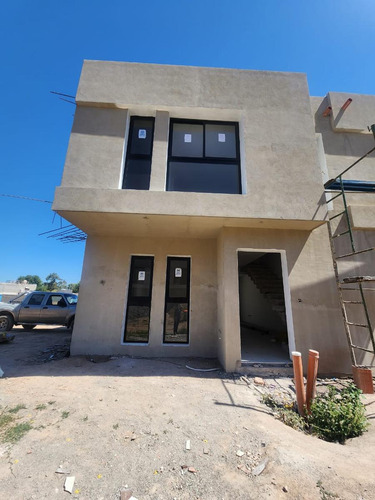 Duplex En Housing Florento, Jardín Espinosa.