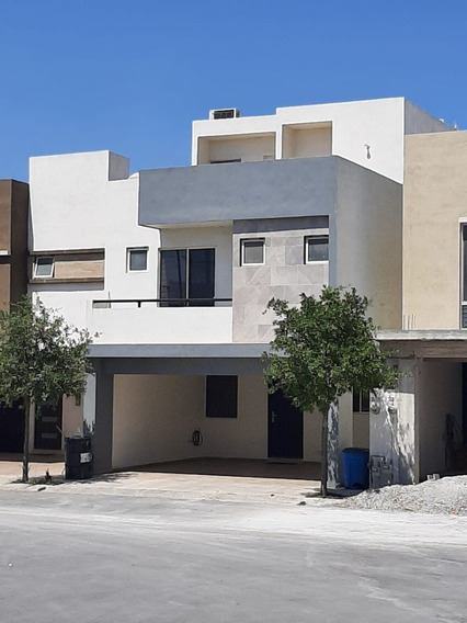 Casas en Venta Propiedades individuales en Apodaca, trato directo |  