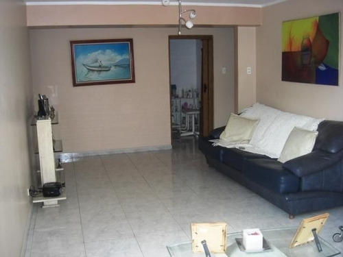 Imagen 6 de 14 de Cómodoy Bonito Apartamento En Los Chorros 22-9709