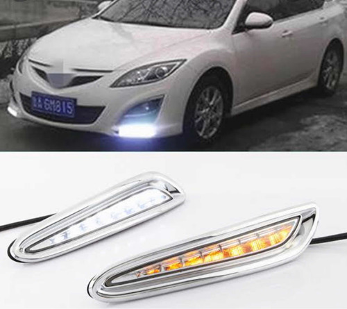 Mazda 3 Del 2010 A + Luz Diurna Debajo De Los Neblineros