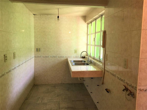 Imagen 4 de 6 de Casa En Venta En Narciso Mendoza, Tlalpan. Rcv-234
