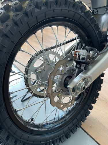 Imagen 15 de 18 de Suzuki Rmz 450 No Rmx No Drz 400 No Crf Betacenter