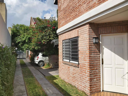 Imagen 3 de 14 de Hermoso Duplex En Excelente Zona!