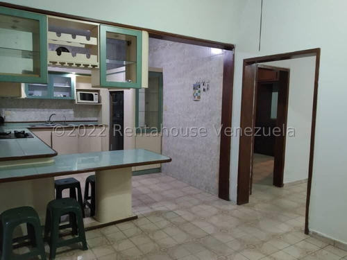 Imagen 7 de 14 de Casa En Venta La Cooperativa Maracay Cod. 22-24188