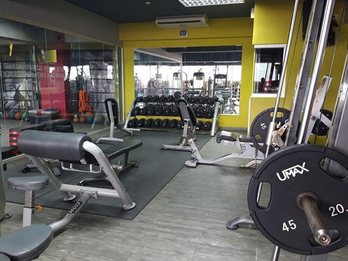 Imagen 13 de 20 de Florelia Mota Vende Fondo De Comercio Gym En San Diego