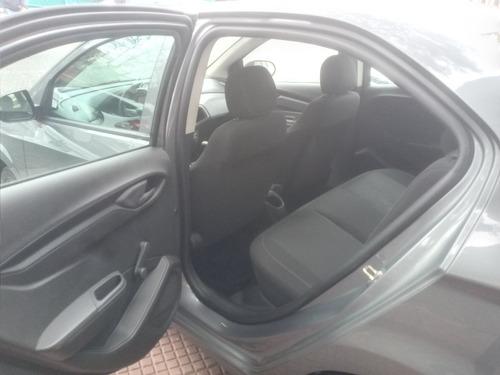 Imagen 7 de 12 de Chevrolet Onix Plus Joy 2020 1.4