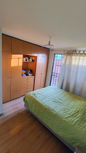 Se Vende Casa De 2 Pisos En Esquina Comuna De Macul
